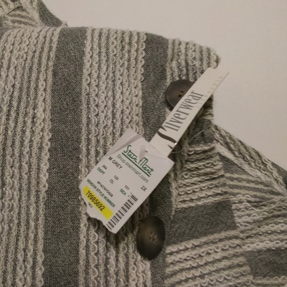 Sliverwear Blouse / Sweater NWT - Picture 7 of 8